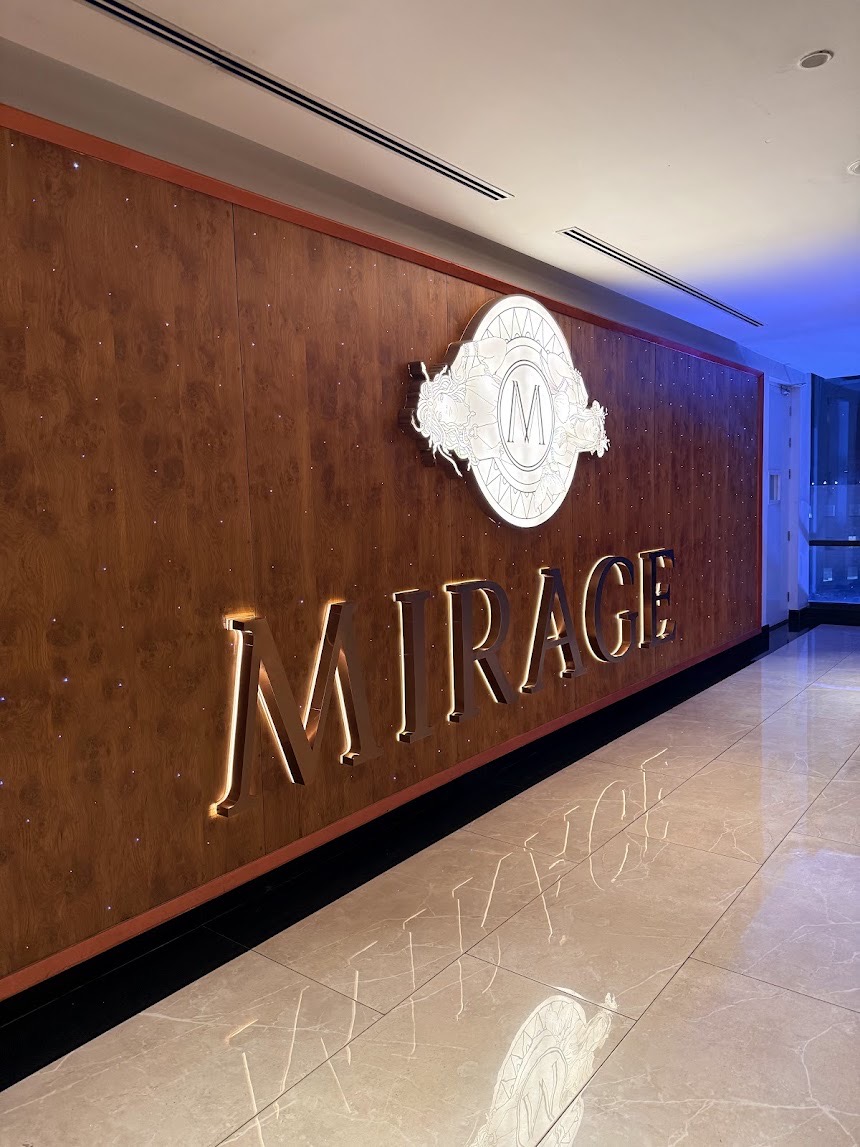 MIRAGE 